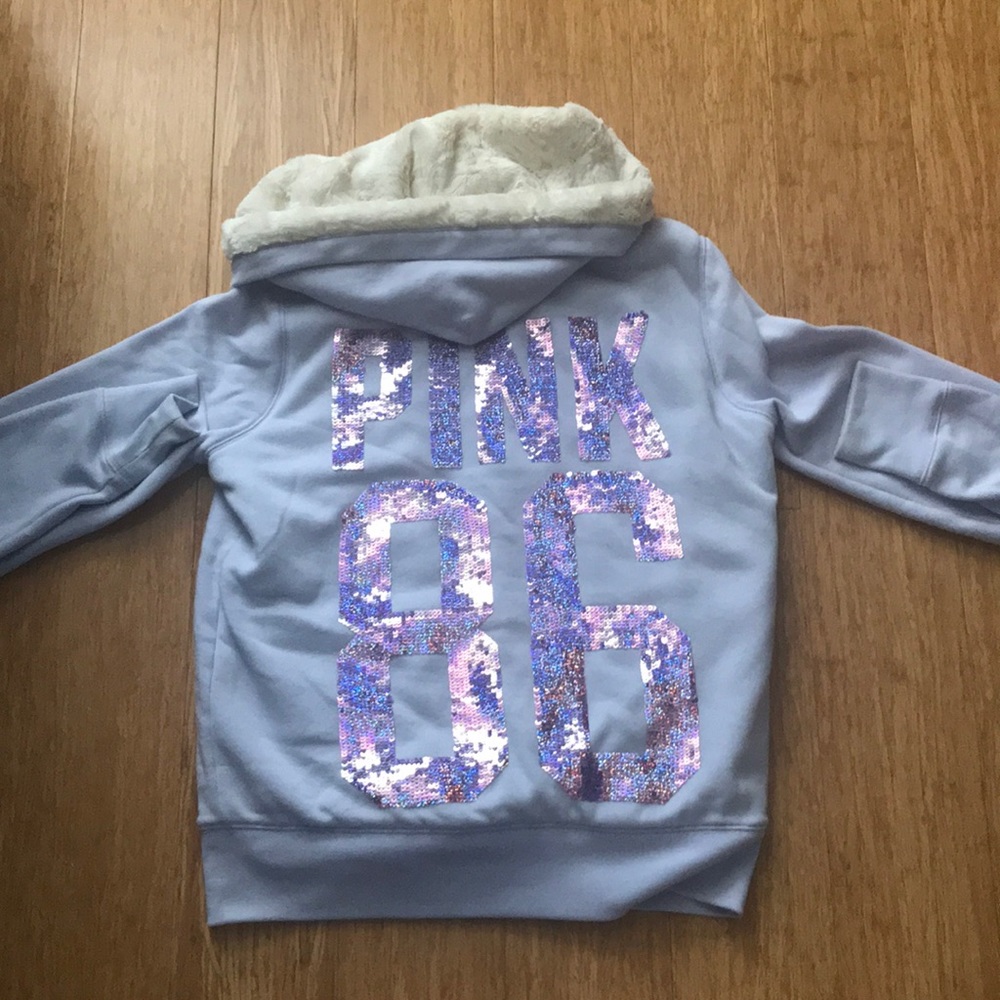 Sip up hoodie